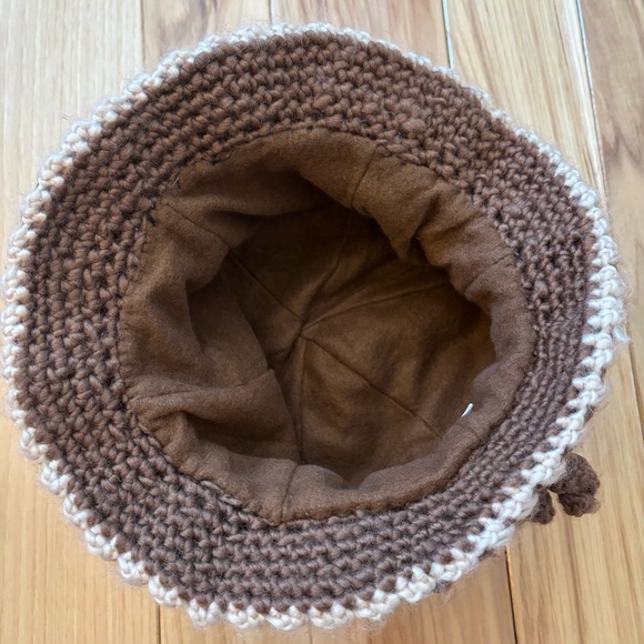 Brown Crochet Floral Bead Accent Embellishment Hat - Picture 9 of 10